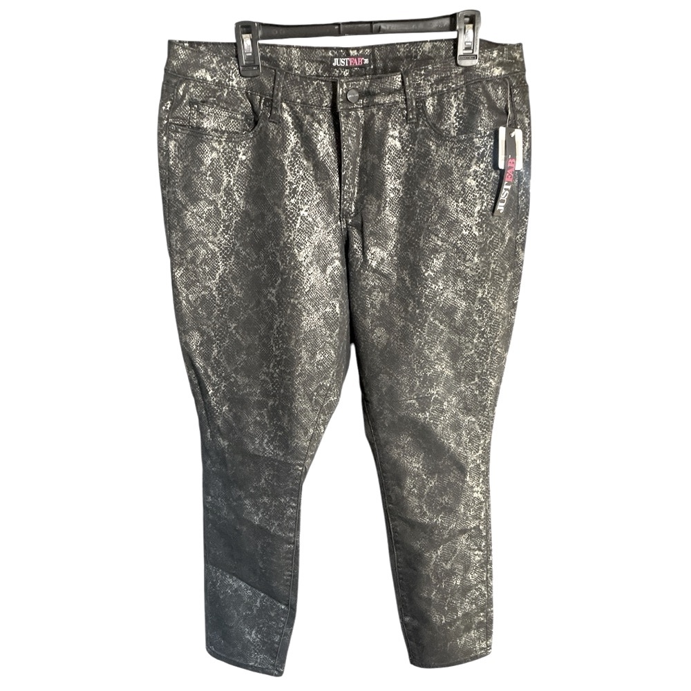 Black, Gray Snake Print Relaxed Taper Jeans NWT